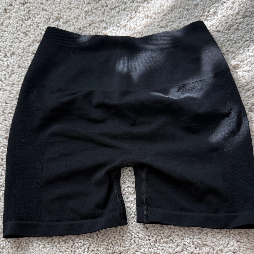 Alphalete Women's Black Bike Shorts